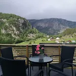 Dada * Hjelmeland